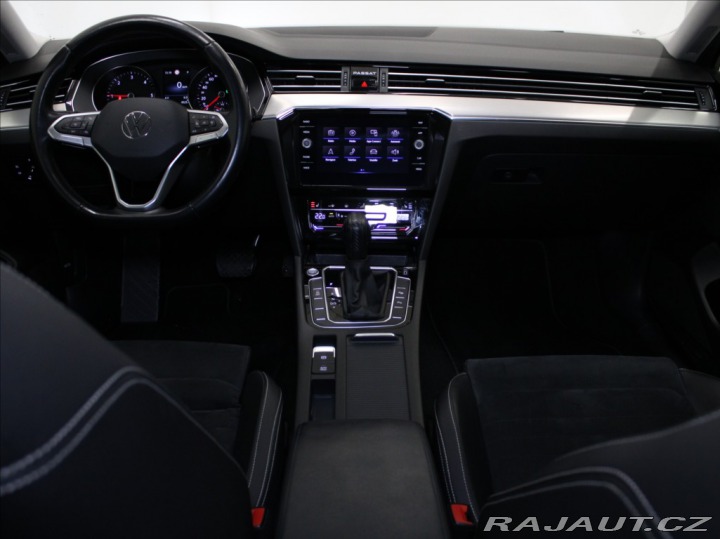 Volkswagen Passat 2,0 TDi DSG Highline 1.ma 2021