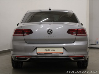 Volkswagen Passat 2,0 TDi DSG Highline 1.ma 2021