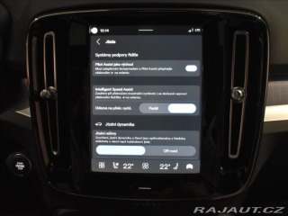 Volvo XC40 2,0 B3  Plus Black Editio 2025