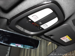 Volvo XC40 2,0 B3  Plus Black Editio 2025