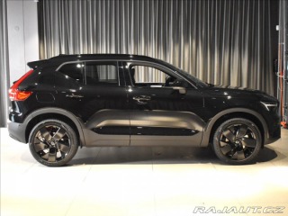 Volvo XC40 2,0 B3  Plus Black Editio 2025