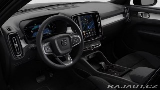 Volvo XC40 2,0 B3  Plus Black Editio 2025