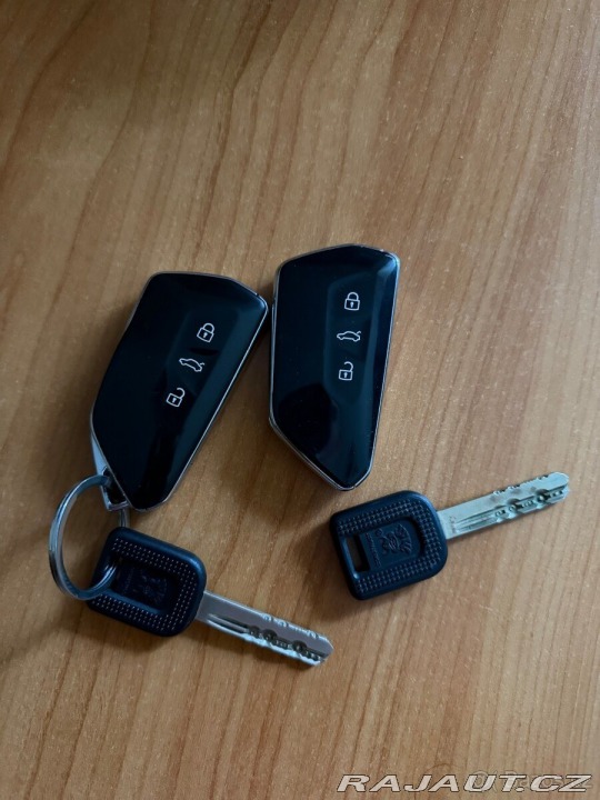 Škoda Octavia Style TD 85-perfektní sta 2020