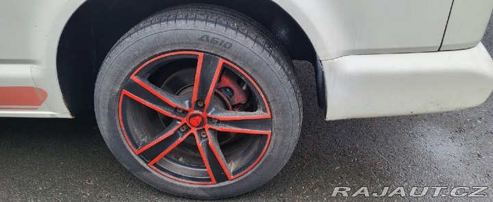 Volkswagen Transporter 2,5   T5 1800