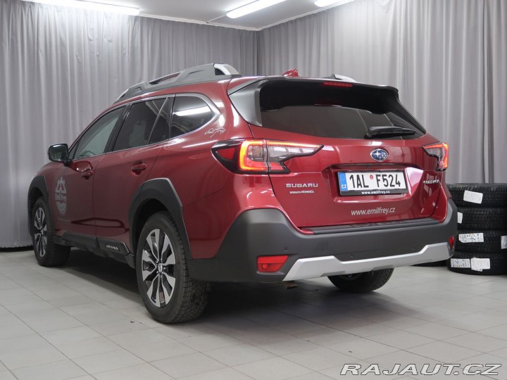Subaru Outback TOURING 4X4. Služební vůz 1800