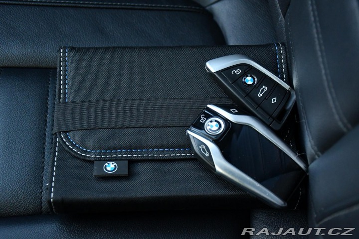 BMW 3 320d xD M-SPORT REZERVACE 2022