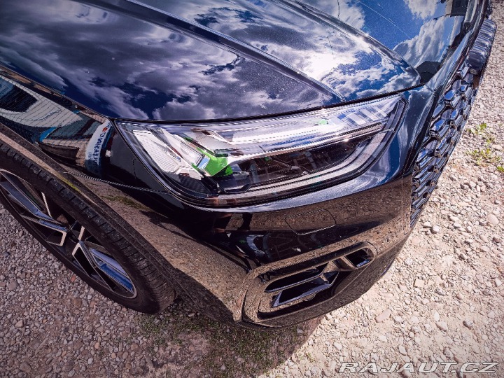 Audi Q5 2,0TDI Quattro S-Line ČR 2024