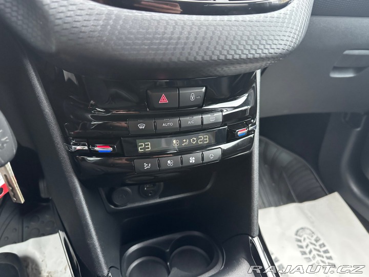 Peugeot 2008 1.2 96kw Allure 2016