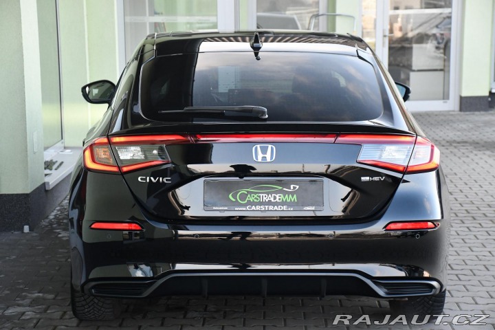 Honda Civic 2.0e-HEV REZERVACE 2024