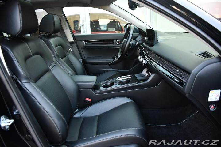 Honda Civic 2.0e-HEV REZERVACE 2024