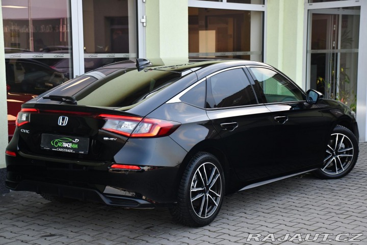 Honda Civic 2.0e-HEV REZERVACE 2024