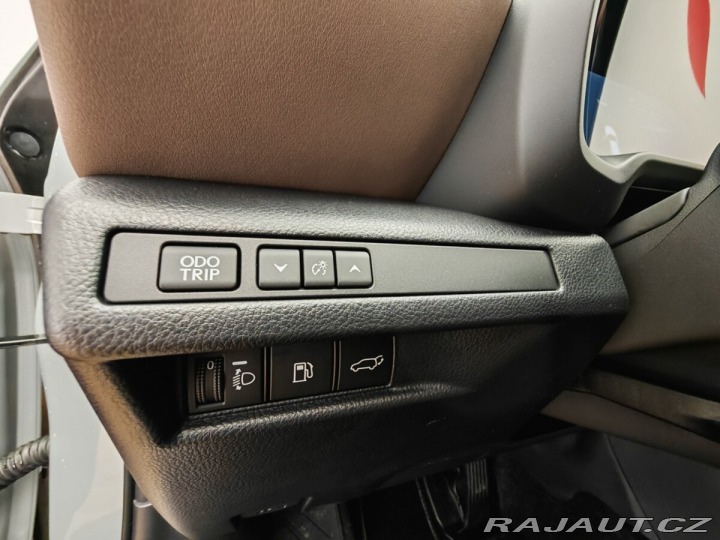 Lexus Ostatní modely LBX ELEGANT TECH 2025