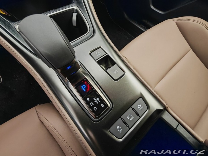 Lexus Ostatní modely LBX ELEGANT TECH 2025