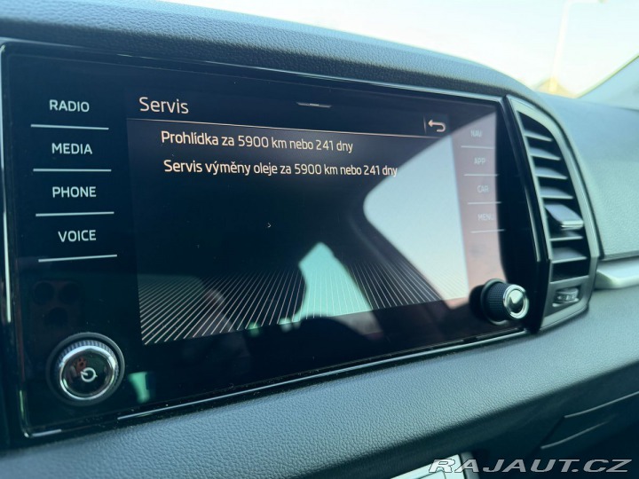 Škoda Karoq Fresh  1,5TSI 110kW DSG 2024