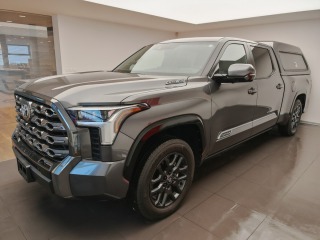 Toyota Tundra Platinum i-FORCE MAX, 4x4