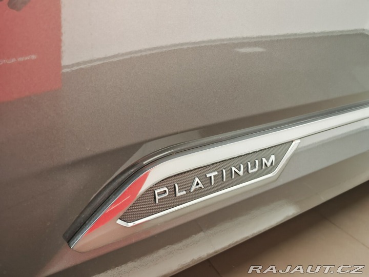 Toyota Tundra Platinum i-FORCE MAX, 4x4 1800