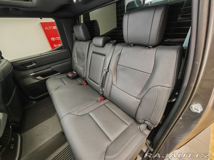 Toyota Tundra Platinum i-FORCE MAX, 4x4 1800