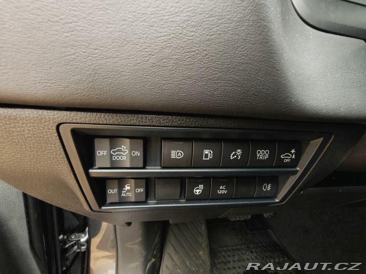 Toyota Tundra Platinum i-FORCE MAX, 4x4 1800