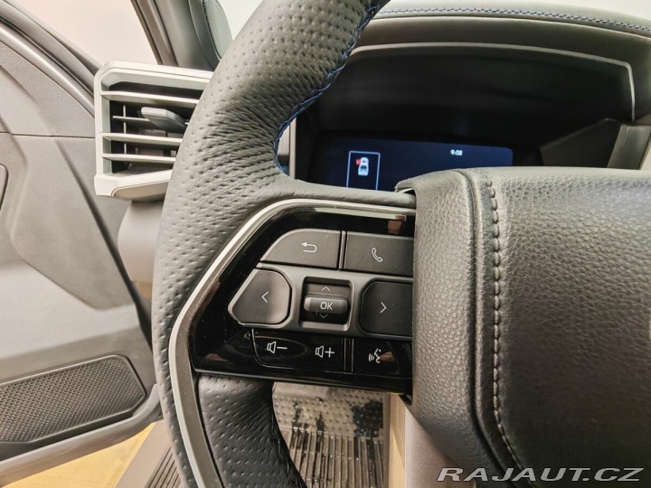 Toyota Tundra Platinum i-FORCE MAX, 4x4 1800