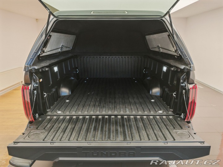 Toyota Tundra Platinum i-FORCE MAX, 4x4 1800