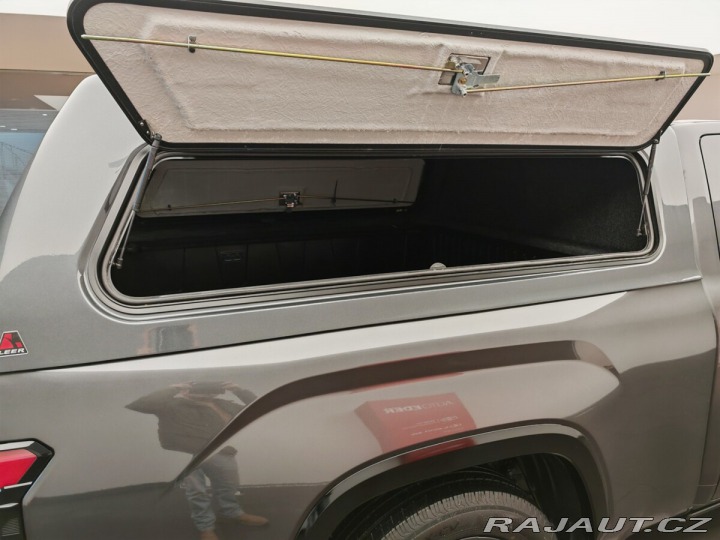 Toyota Tundra Platinum i-FORCE MAX, 4x4 1800