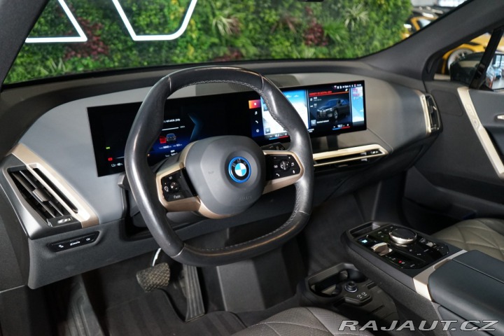 BMW iX 50*xDrive*SKY-L*TAŽNÉ*SOF 2023