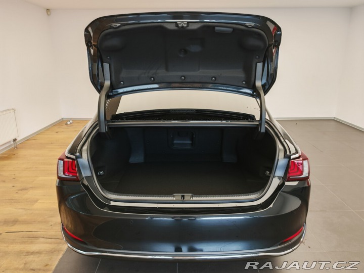 Lexus Ostatní modely ES 300h 300h Business Edition 2024