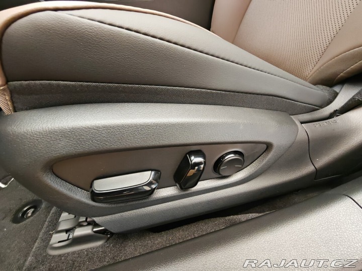 Lexus Ostatní modely ES 300h 300h Business Edition 2025
