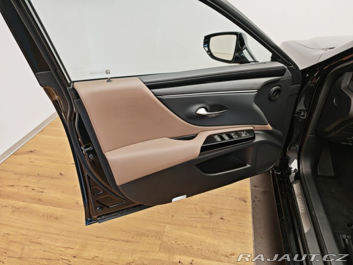 Lexus Ostatní modely ES 300h 300h Business Edition 2024