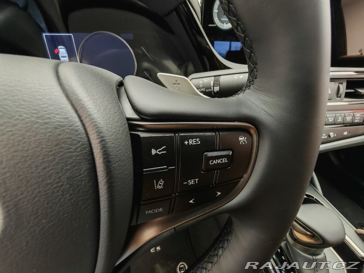 Lexus Ostatní modely ES 300h 300h Business Edition 2025
