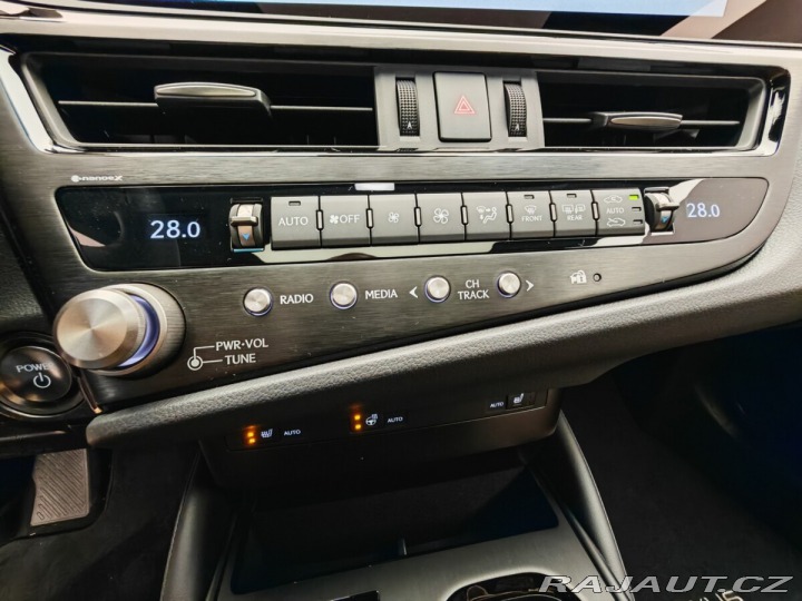 Lexus Ostatní modely ES 300h 300h Business Edition 2025