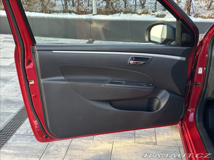 Suzuki Swift 1,6 136PS  Sport 2012