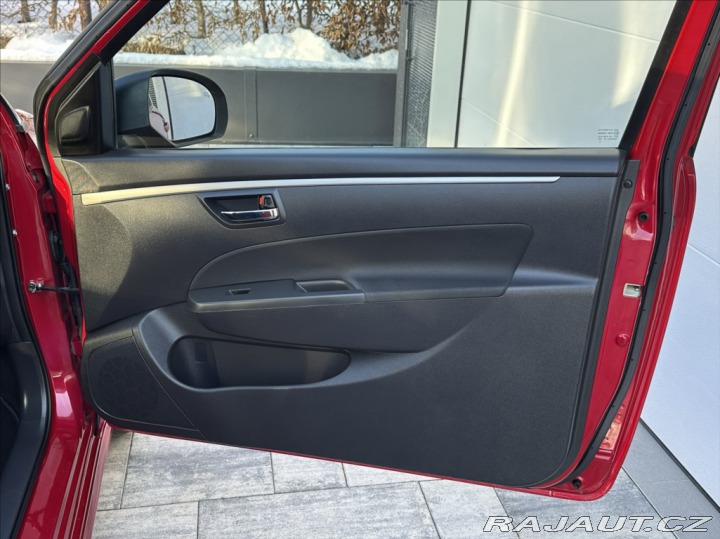 Suzuki Swift 1,6 136PS  Sport 2012