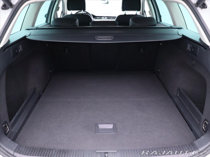 Volkswagen Passat 2,0 TDI R-line Highline 2017