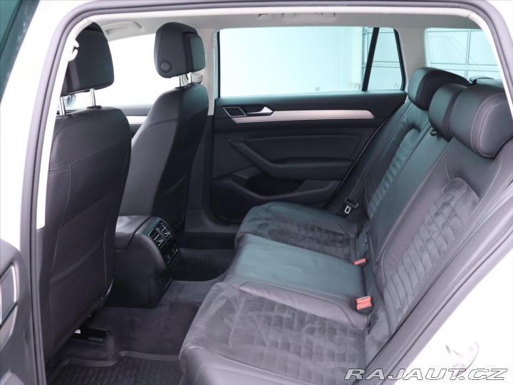 Volkswagen Passat 2,0 TDI R-line Highline 2017