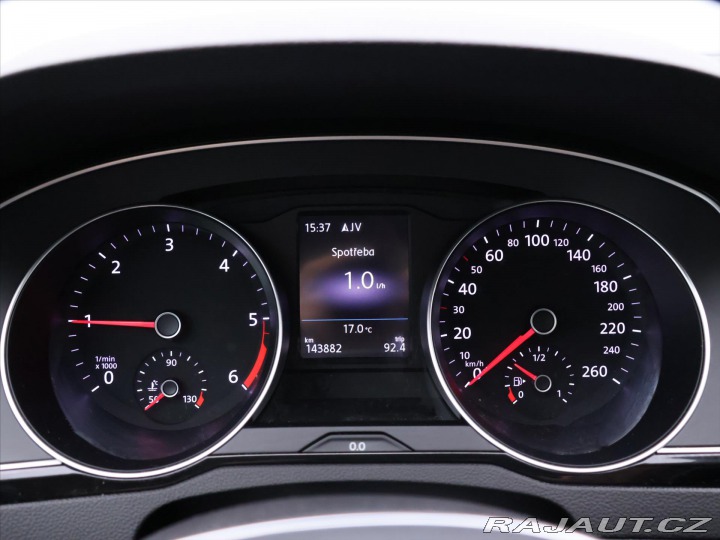 Volkswagen Passat 2,0 TDI R-line Highline 2017