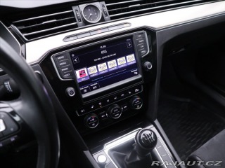 Volkswagen Passat 2,0 TDI R-line Highline 2017