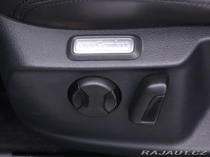 Volkswagen Passat 2,0 TDI 110kW Highline LE 2015