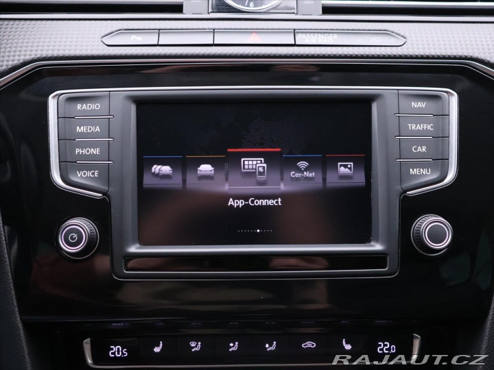 Volkswagen Passat 2,0 TDI 110kW Highline LE 2015