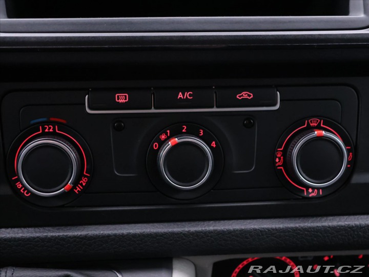 Volkswagen Transporter 2,0 TDI 75kW Klima 9-Míst 2015