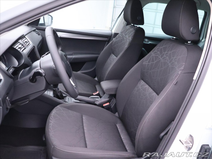 Škoda Octavia 1,6 TDI Clever Navi LED 2018