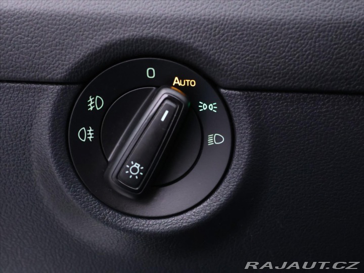 Škoda Octavia 1,6 TDI Clever Navi LED 2018