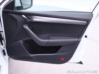 Škoda Octavia 1,6 TDI Clever Navi LED 2018