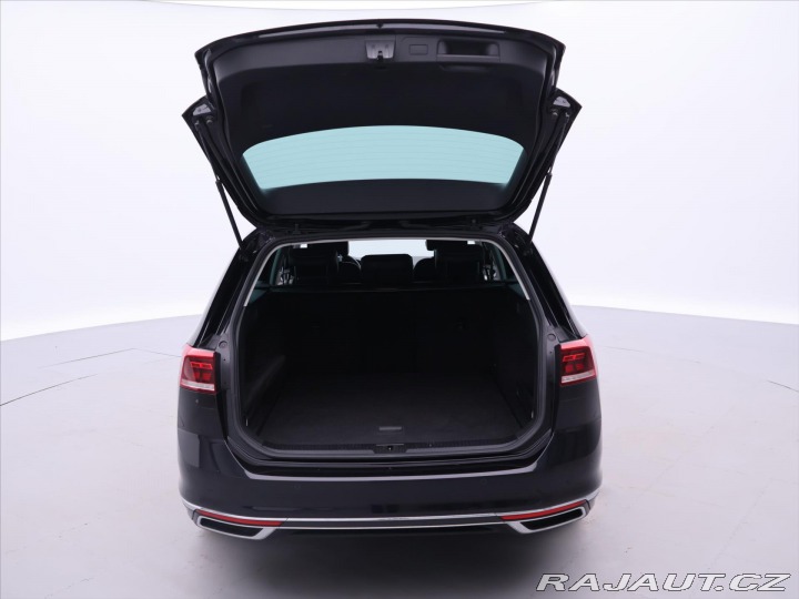 Volkswagen Passat 2,0 TDI 140kW DSG Eleganc 2020