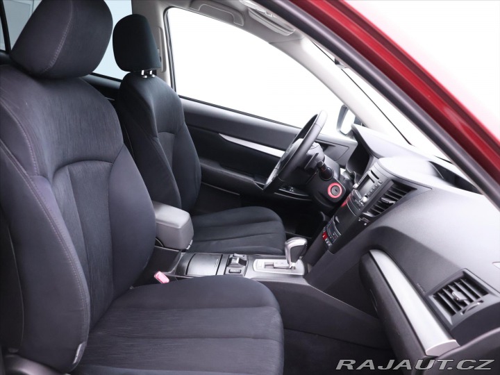 Subaru Outback 2,0 i 110kW 4x4 Auto CZ 1 2014