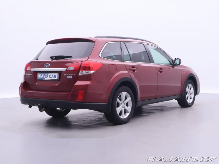 Subaru Outback 2,0 i 110kW 4x4 Auto CZ 1 2014