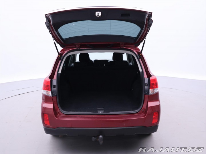 Subaru Outback 2,0 i 110kW 4x4 Auto CZ 1 2014