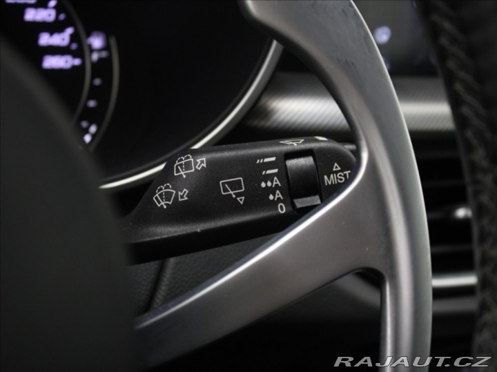 Alfa Romeo Stelvio 2,2 JTD 140kW Q4 Bezklíč 2021