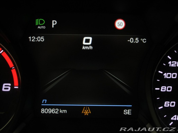 Alfa Romeo Stelvio 2,2 JTD 140kW Q4 Bezklíč 2021