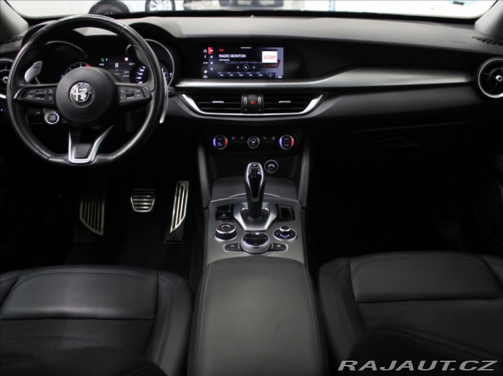 Alfa Romeo Stelvio 2,2 JTD 140kW Q4 Bezklíč 2021